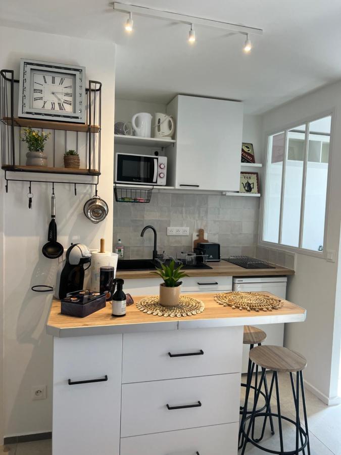Appartement Pied Dans L'Eau La Seyne-sur-Mer Luaran gambar