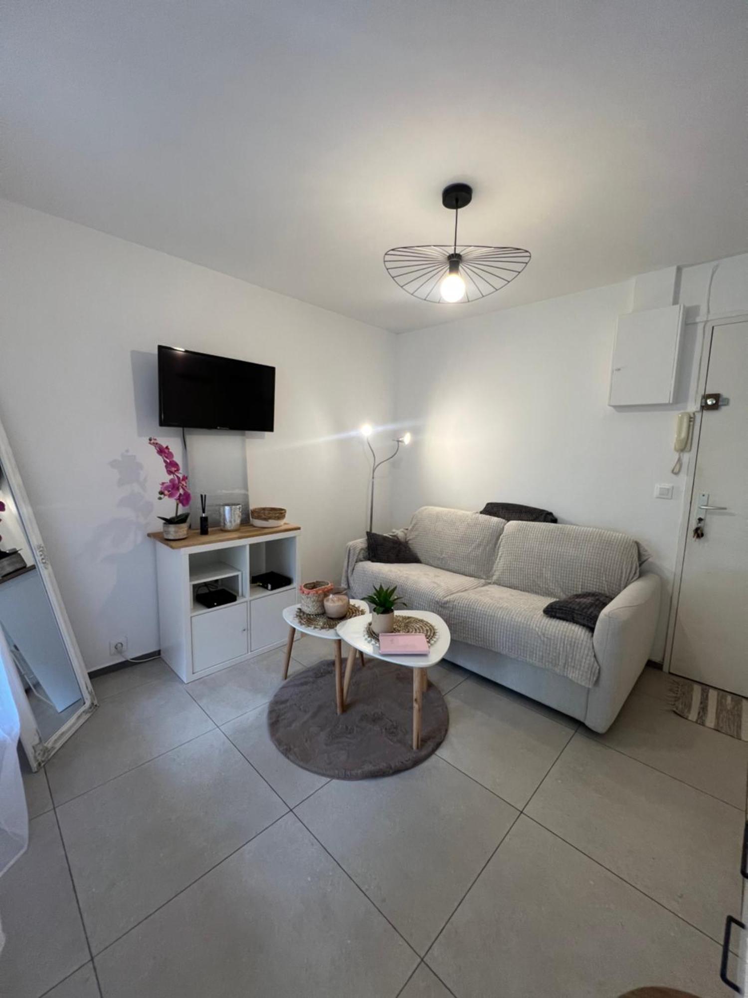 Appartement Pied Dans L'Eau La Seyne-sur-Mer Luaran gambar
